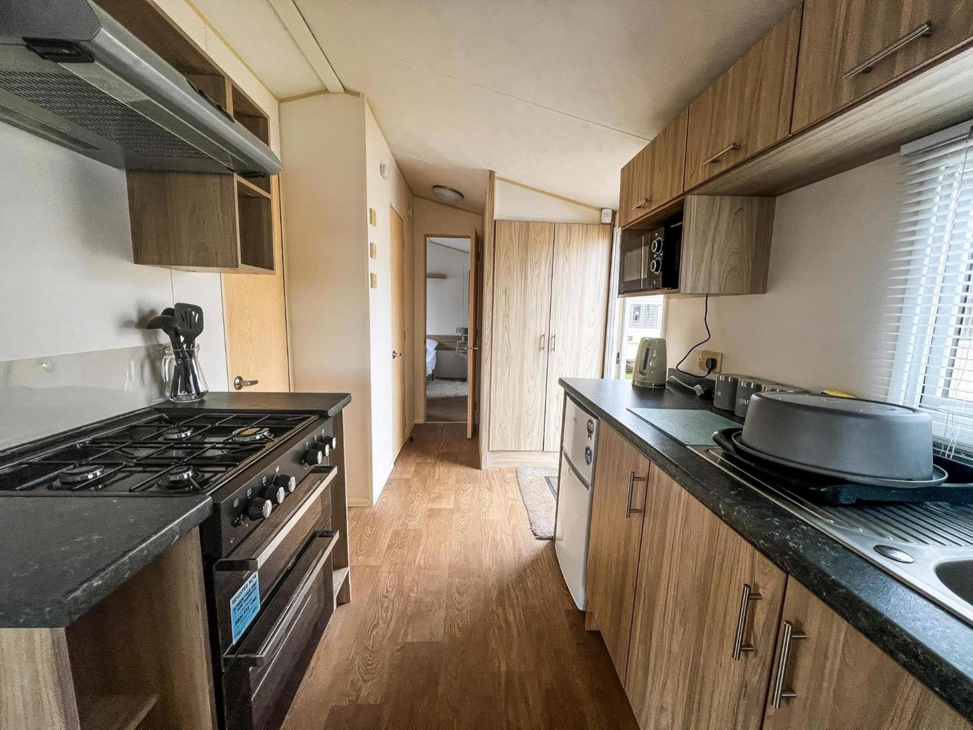 Lovely 6 Berth Caravan For Hire At Barmston Beach Holiday Park Ref 62062Hc Lund Eksteriør billede