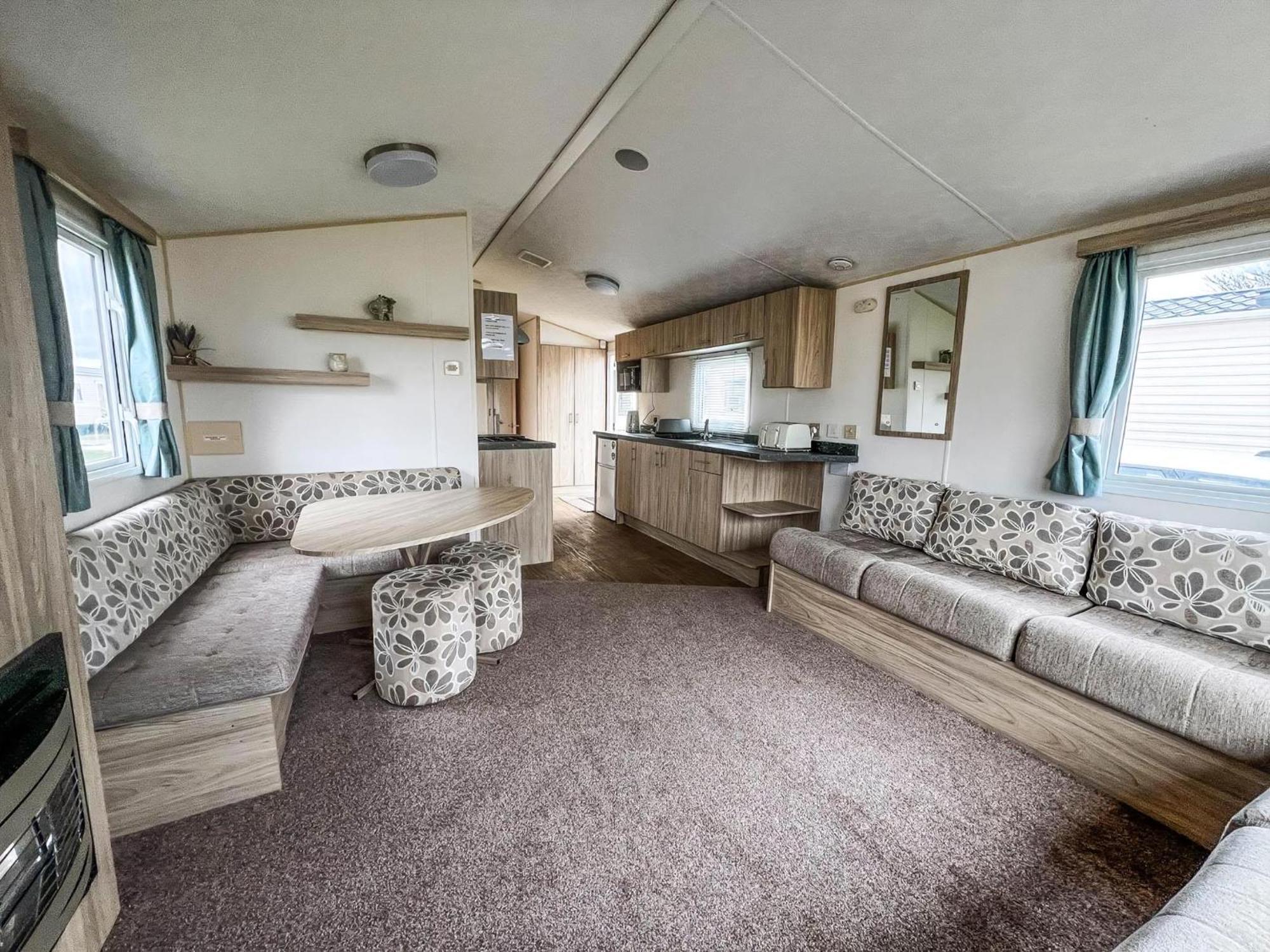 Lovely 6 Berth Caravan For Hire At Barmston Beach Holiday Park Ref 62062Hc Lund Eksteriør billede